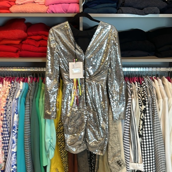 MSGM silver sequin long sleeve v back mini dress size 6 (runs small) NWT - Picture 3 of 3